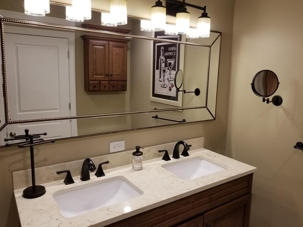 Elegant 2 King Bedrooms Apartment - 4 Guest Maximum And2 Night Minimum Traverse City Exteriér fotografie